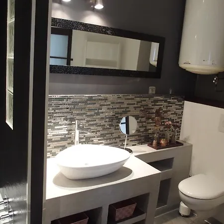 L'authentik, Charme Et Confort En Vieille Appartement